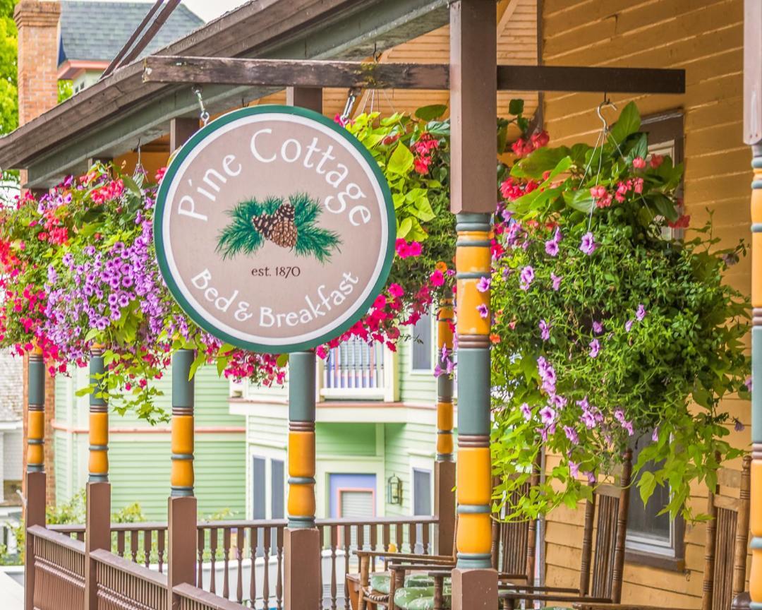 Pine Cottage Bed & Breakfast Mackinac Island Exterior foto